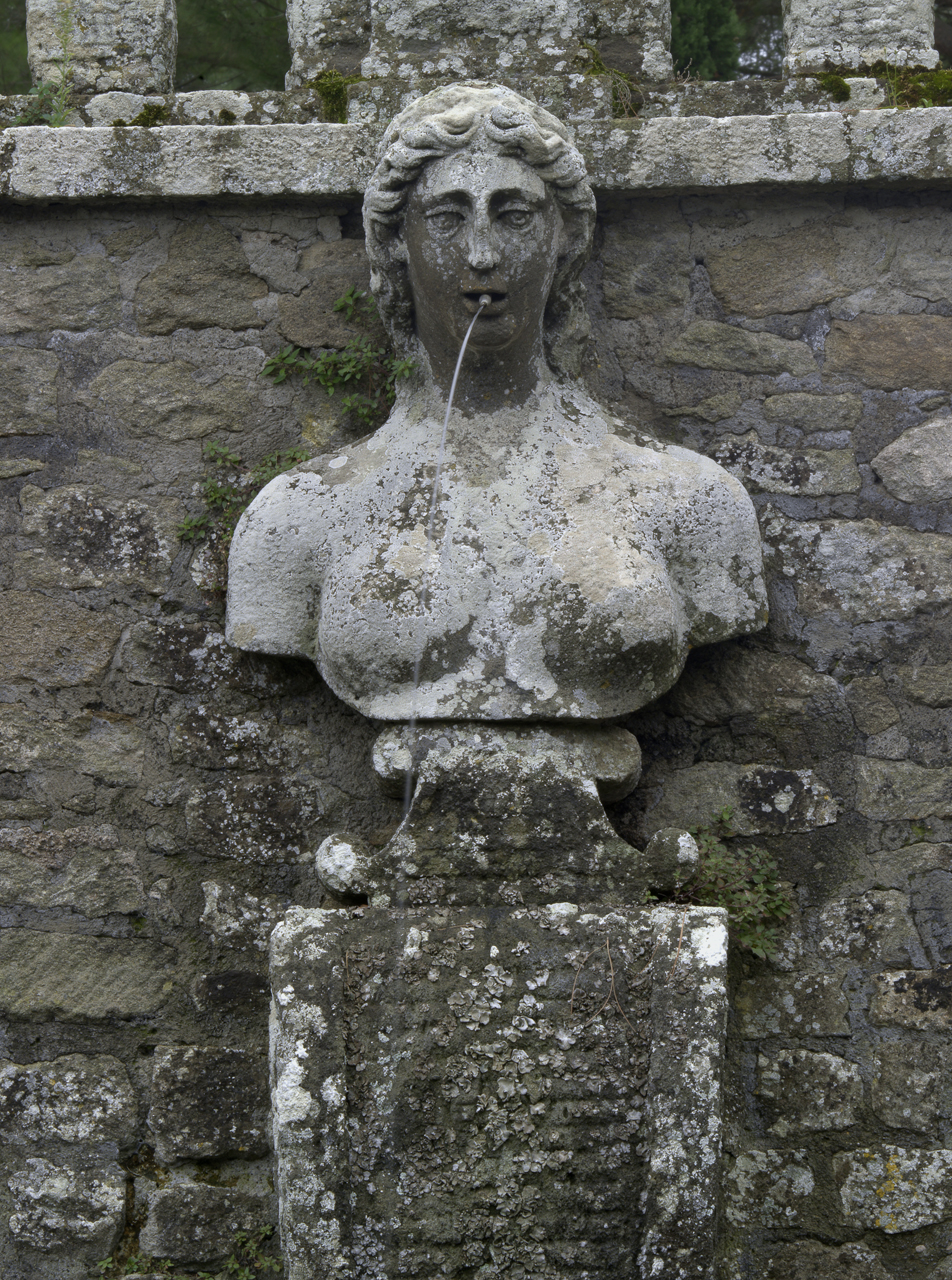 Musa (statua - da fontana, elemento d'insieme) di Guerra Giovanni (attribuito) (sec. XVI)