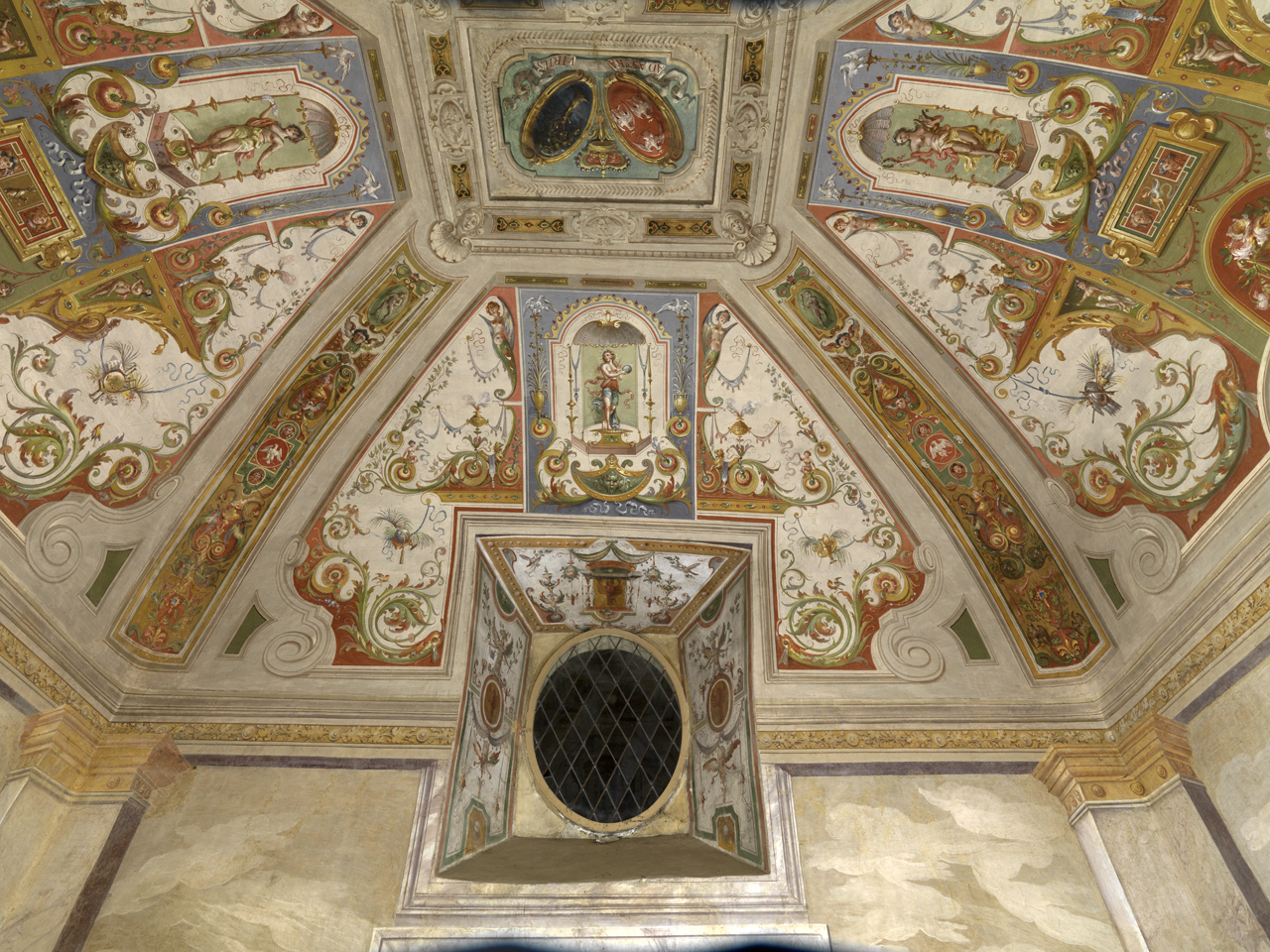 grottesche (dipinto murale, insieme) - ambito dell'Italia centrale (inizio sec. XIX)