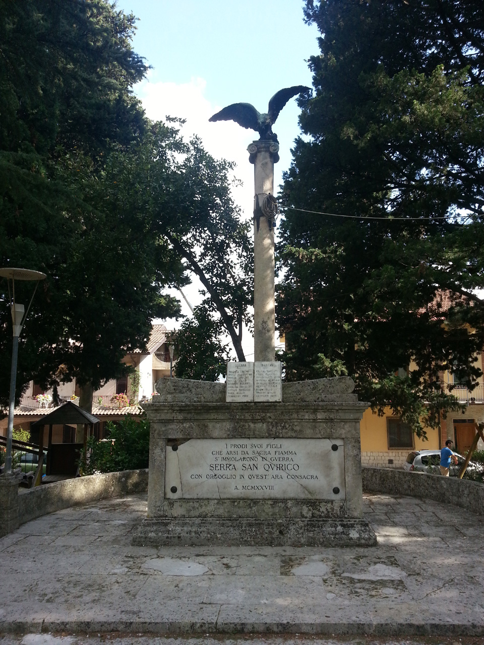 monumento ai caduti - ad ara (secondo quarto XX)