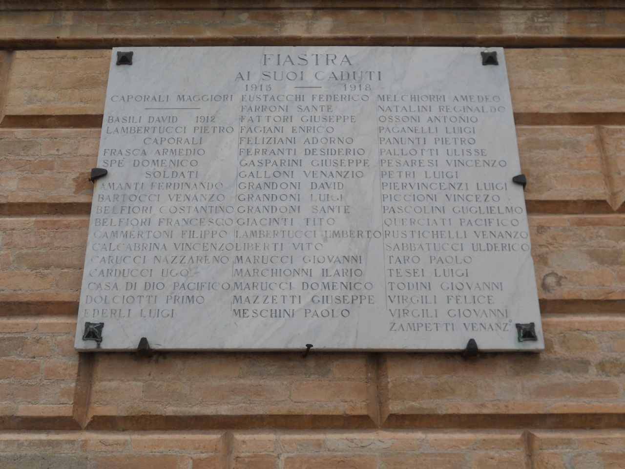 lapide commemorativa ai caduti (prima metà XX)