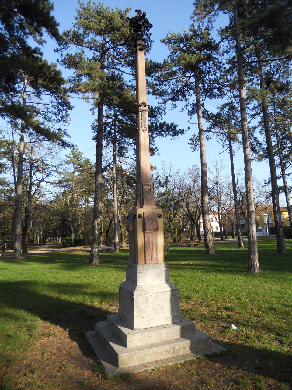 monumento ai caduti (secondo quarto XX)