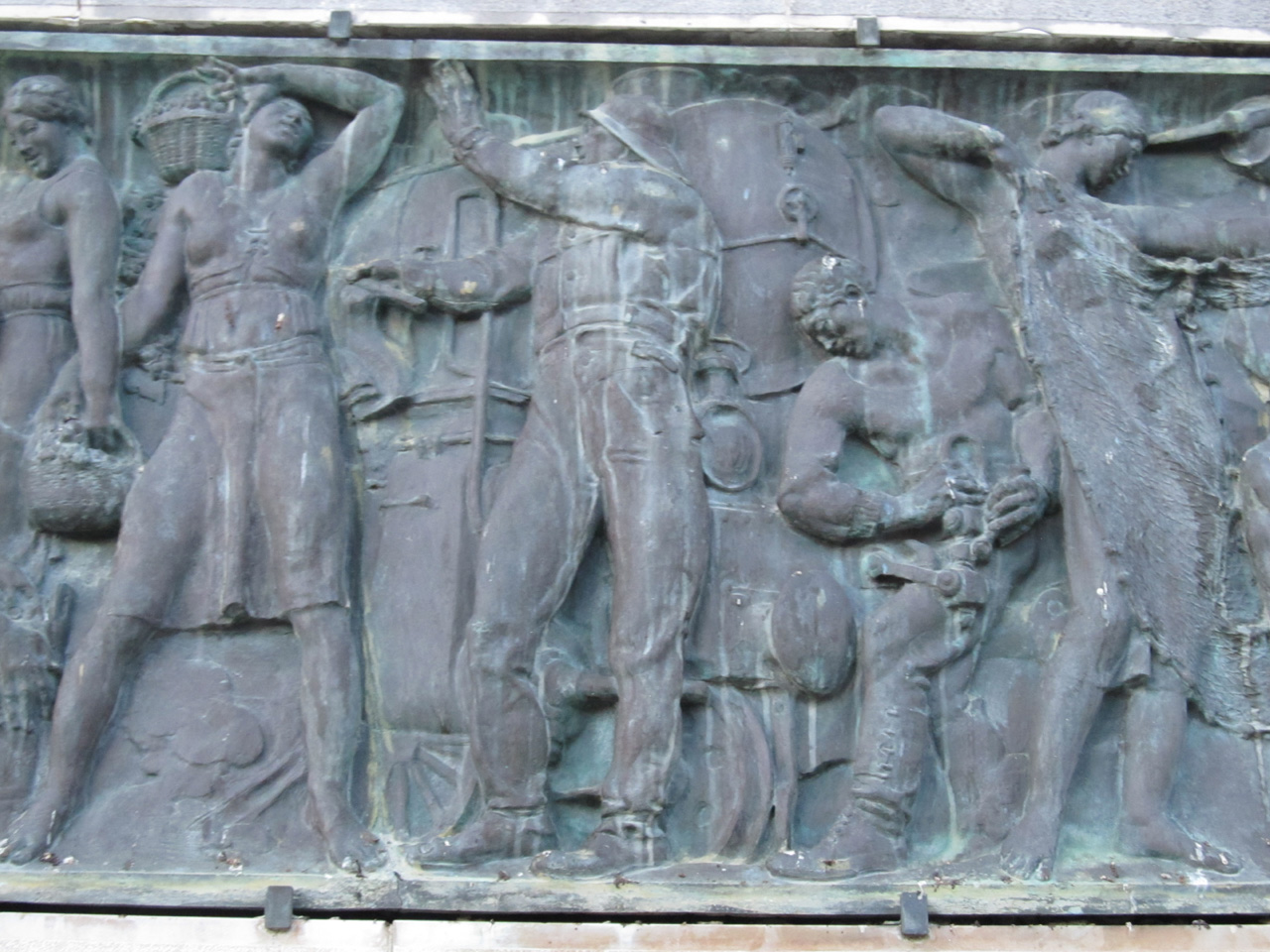 monumento ai caduti di Zanelli Angelo (attribuito) (secondo quarto XX)