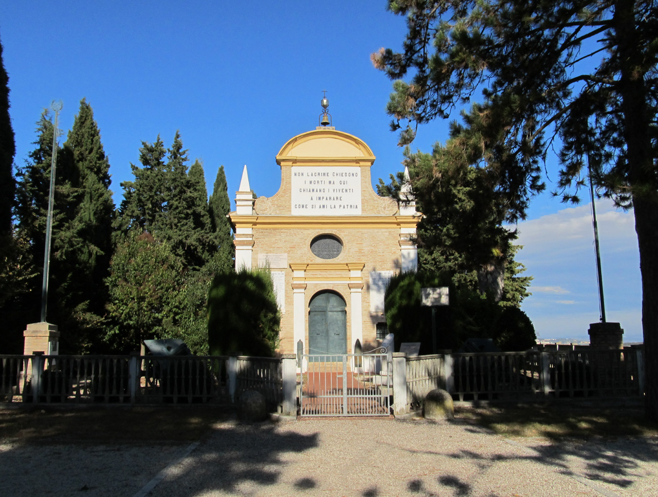 lapide commemorativa ai caduti (metà XX)