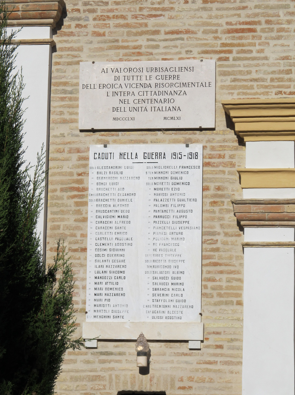 lapide commemorativa ai caduti (metà XX)