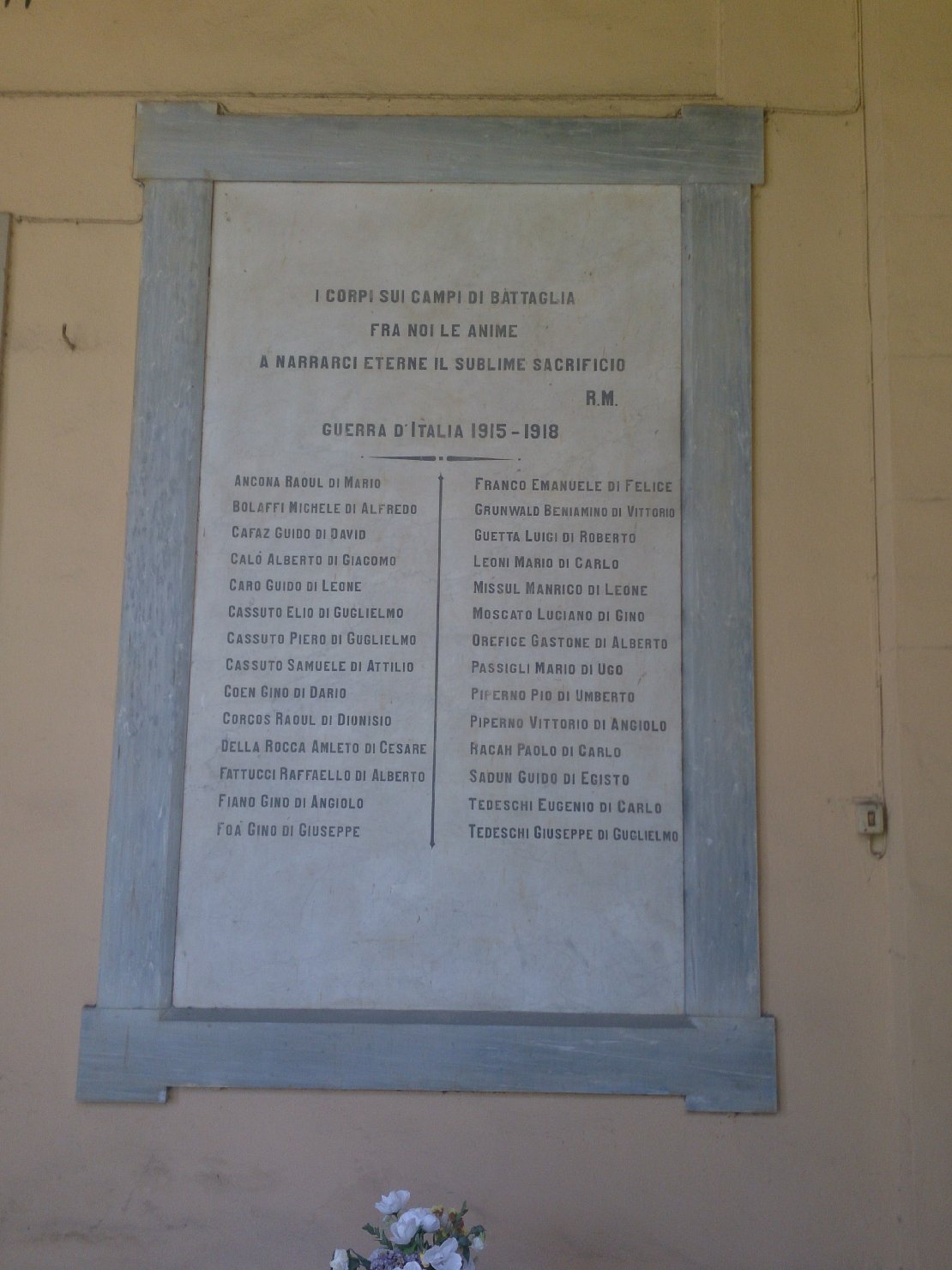 ASSENTE (lapide commemorativa ai caduti) - ambito italiano (sec. XX)