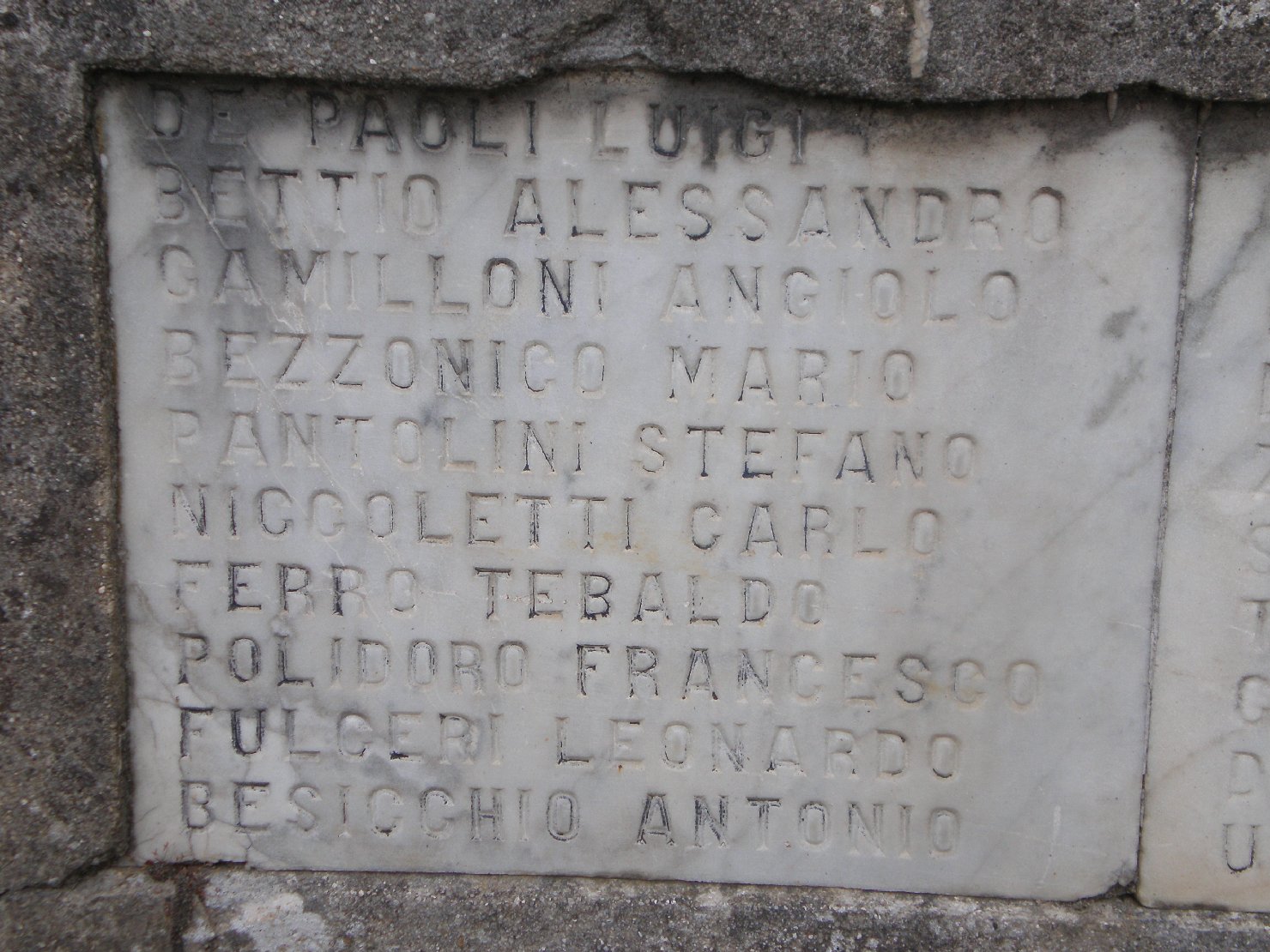 monumento ai caduti di Zilocchi Franco (sec. XX)