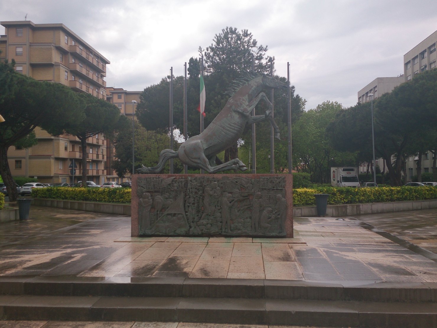 cavallo ferito (monumento ai caduti) di Filidei Rolando (sec. XX)