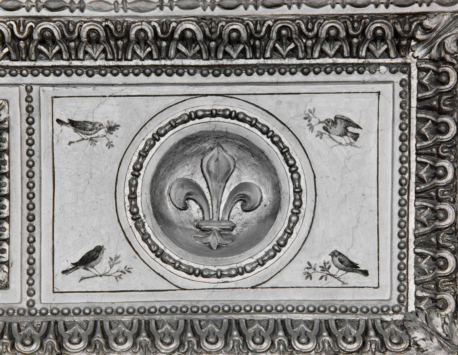 Gigli farnesiani e pannello con uccelli (decorazione plastico-pittorica) di Bonaccorsi Pietro detto Perin del Vaga (e aiuti) (sec. XVI)
