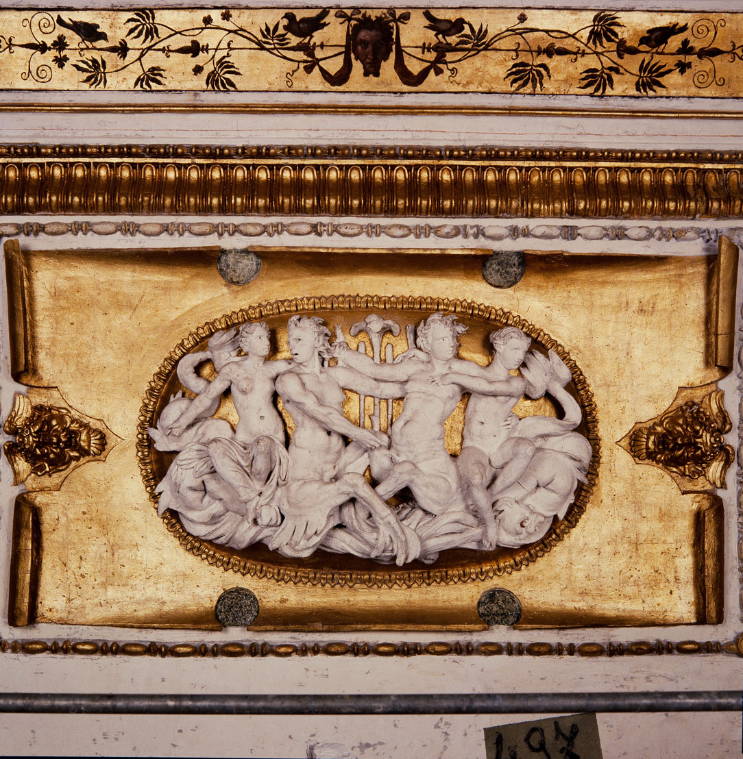 Creature marine (decorazione plastica, elemento d'insieme) di Bonaccorsi Pietro detto Perin del Vaga (cerchia) (sec. XVI) 