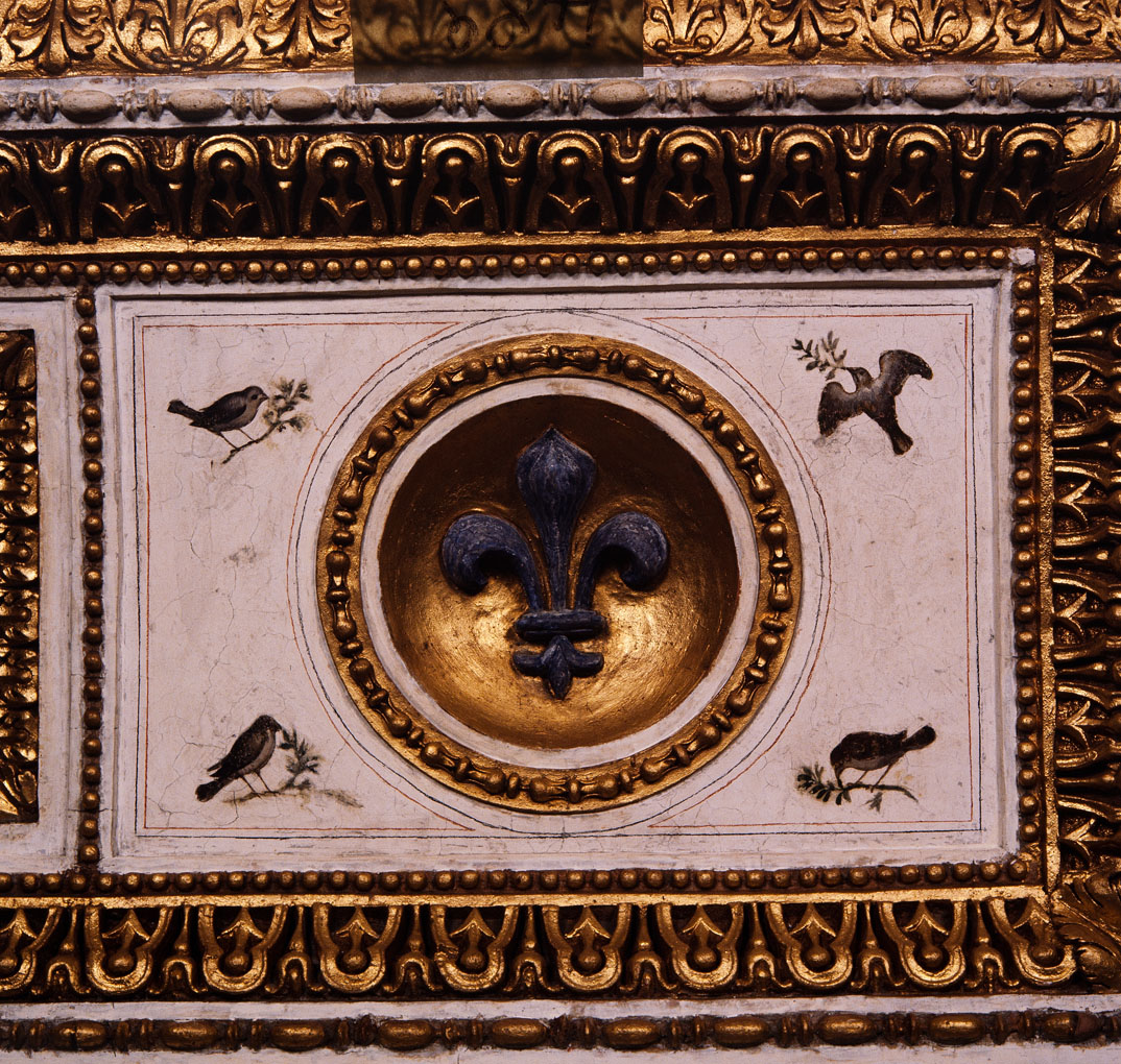 Gigli farnesiani e pannello con due colombe (decorazione plastico-pittorica) di Bonaccorsi Pietro detto Perin del Vaga (e aiuti) (sec. XVI)