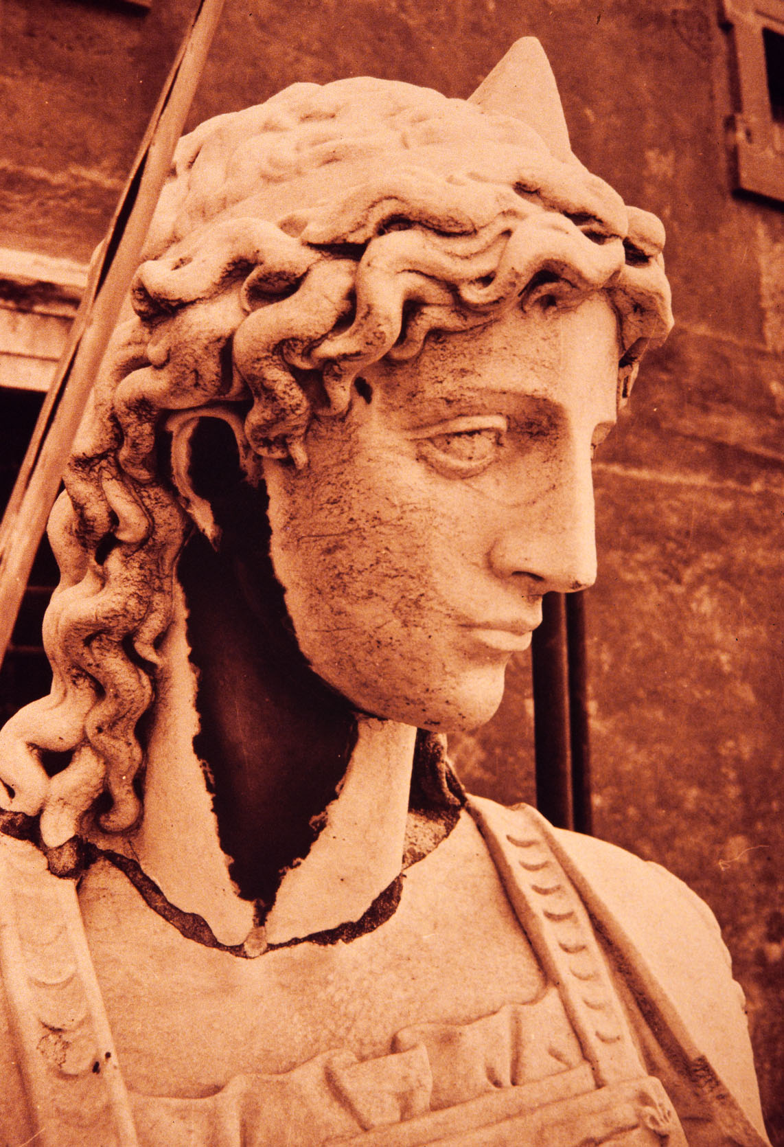 San Michele Arcangelo (statua) di Raffaello da Montelupo (secondo quarto sec. XVI)