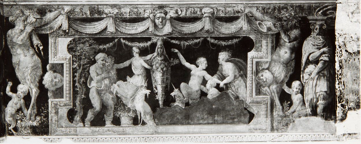 Scena di culto della Diana Efesina tra due unicorni (dipinto murale) di Luzio Romano (e aiuti), Fontana Prospero (sec. XVI)