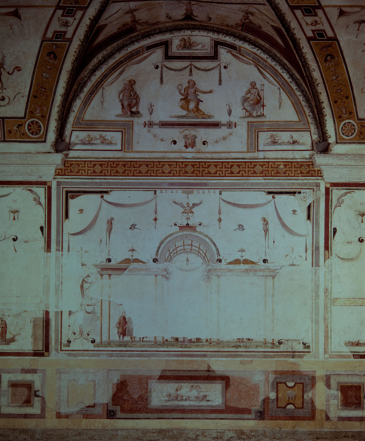 Tempietto con la musa Melpomene o Clio (dipinto murale, ciclo) di Rietti Domenico da Figline detto Zaga, Bonaccorsi Pietro detto Perin del Vaga (sec. XVI) 