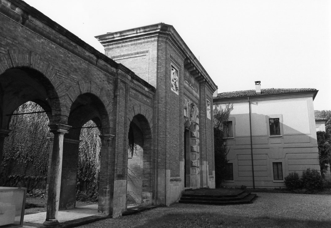 Galleria d'Arte Moderna Ricci Oddi e resti convento di San Siro (galleria, d'arte) - Piacenza (PC)  (sec. XX)