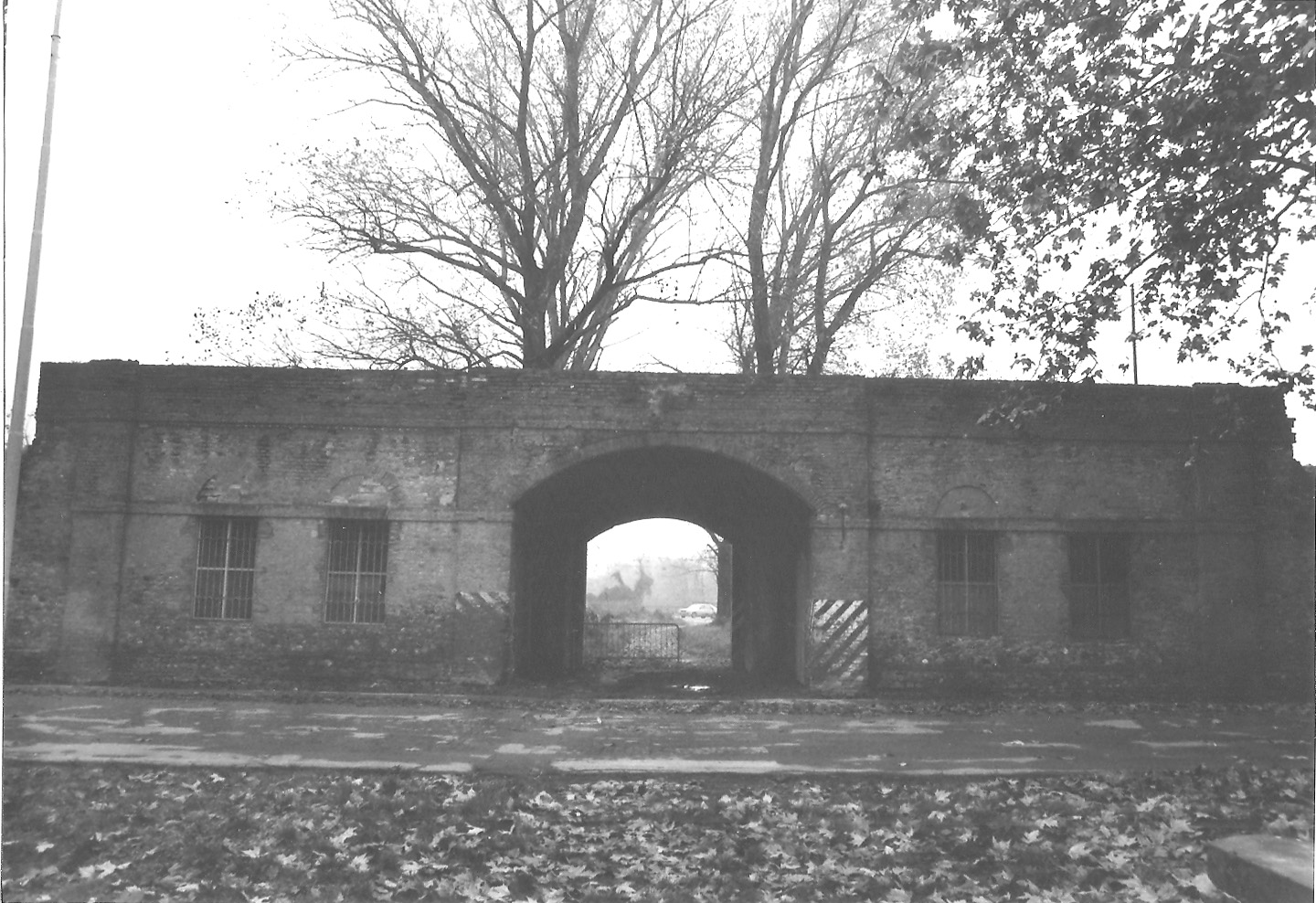 Porta del Soccorso o dei Pontieri (casa) - Piacenza (PC)  (sec. XIX)