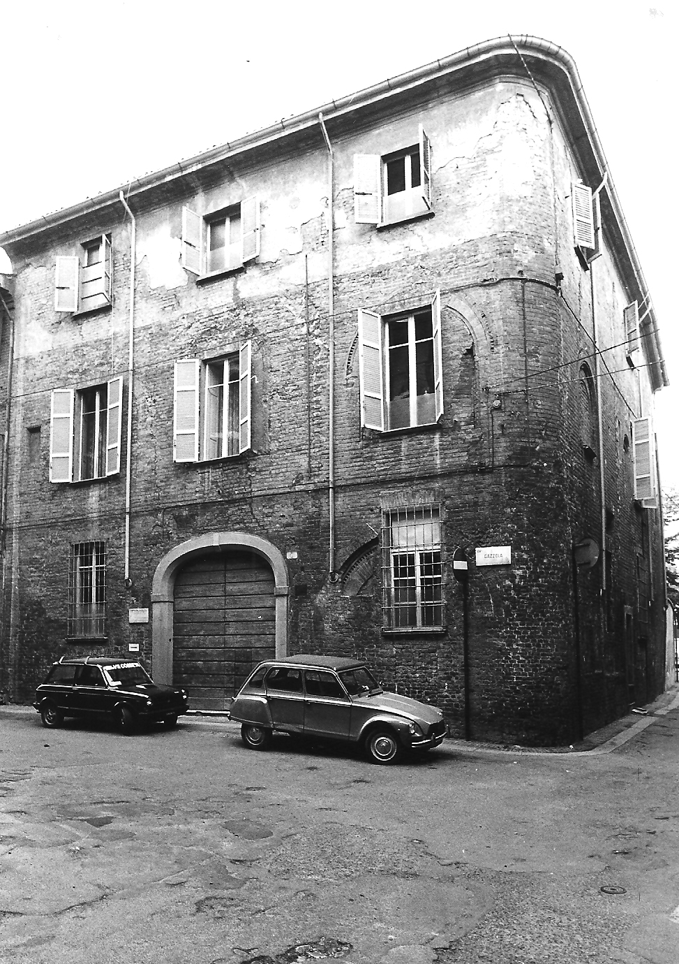 Casa di via Gazzola 1 (casa) - Piacenza (PC) 