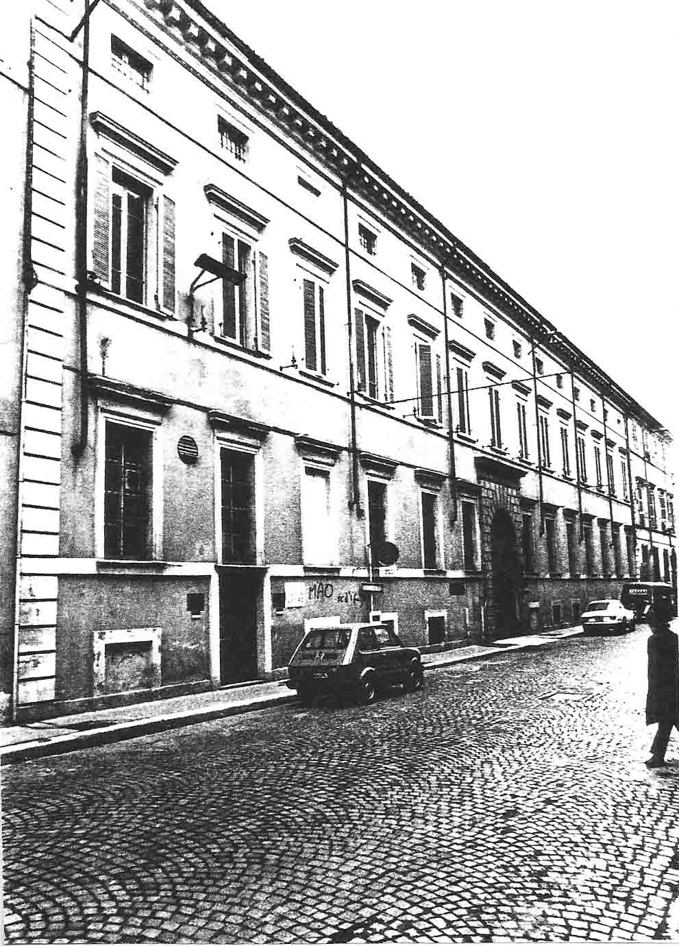 Palazzo di via Scalabrini 24 (palazzo, urbano) - Piacenza (PC) 
