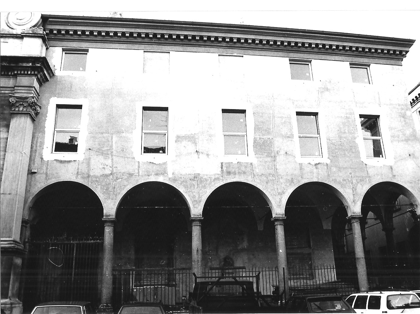 Palazzo San Pietro (palazzo) - Piacenza (PC)  (sec. XVI)