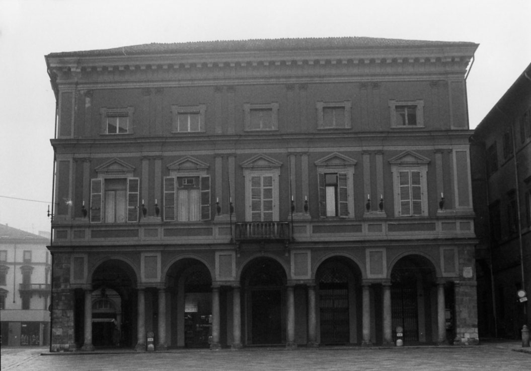 Palazzo dei Mercanti (palazzo, pubblico) - Piacenza (PC)  (sec. XVII)
