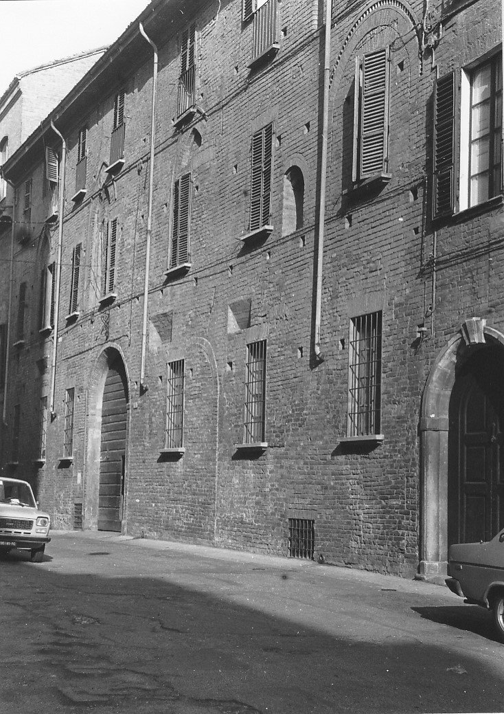 Casa Crollalanza (casa) - Piacenza (PC) 