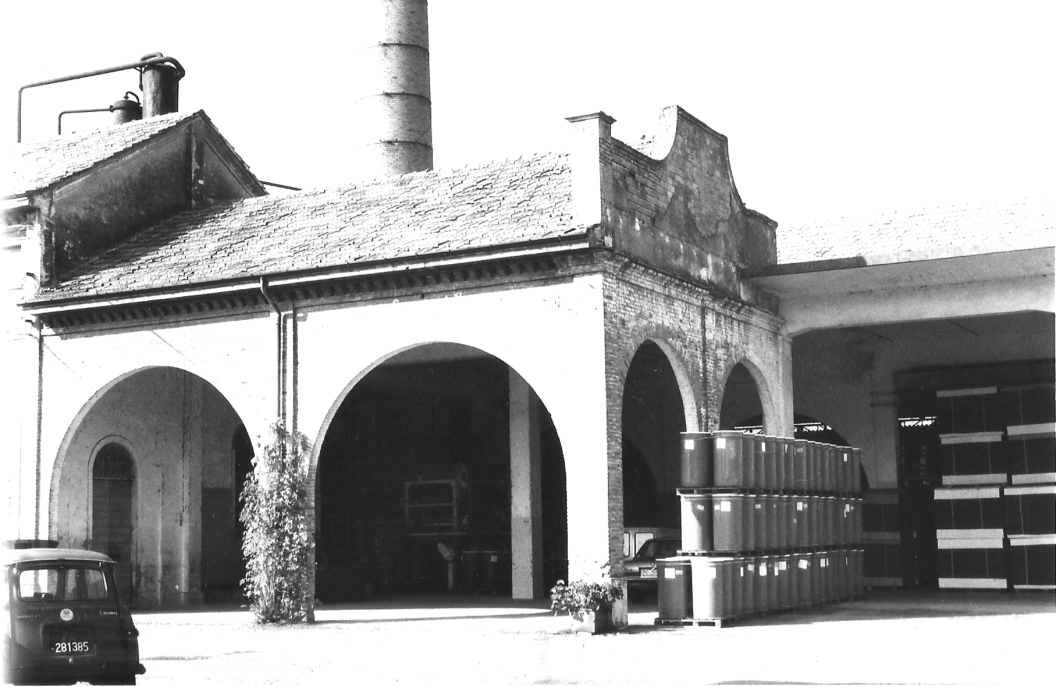 Industria Conserviera Montesissa (fabbrica, conserviera) - Carpaneto Piacentino (PC)  (sec. XX, prima metà)