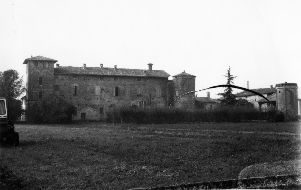 Castello di Case Bruciate (castello, padronale) - Carpaneto Piacentino (PC) 