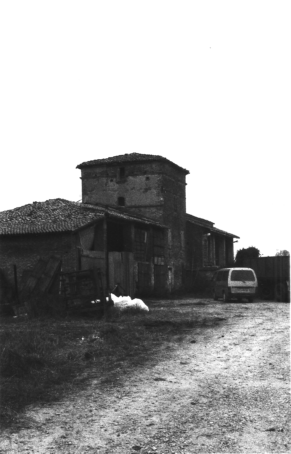 Torre colombaia e rustico della Bersana (colombaia, a torre) - Cadeo (PC) 