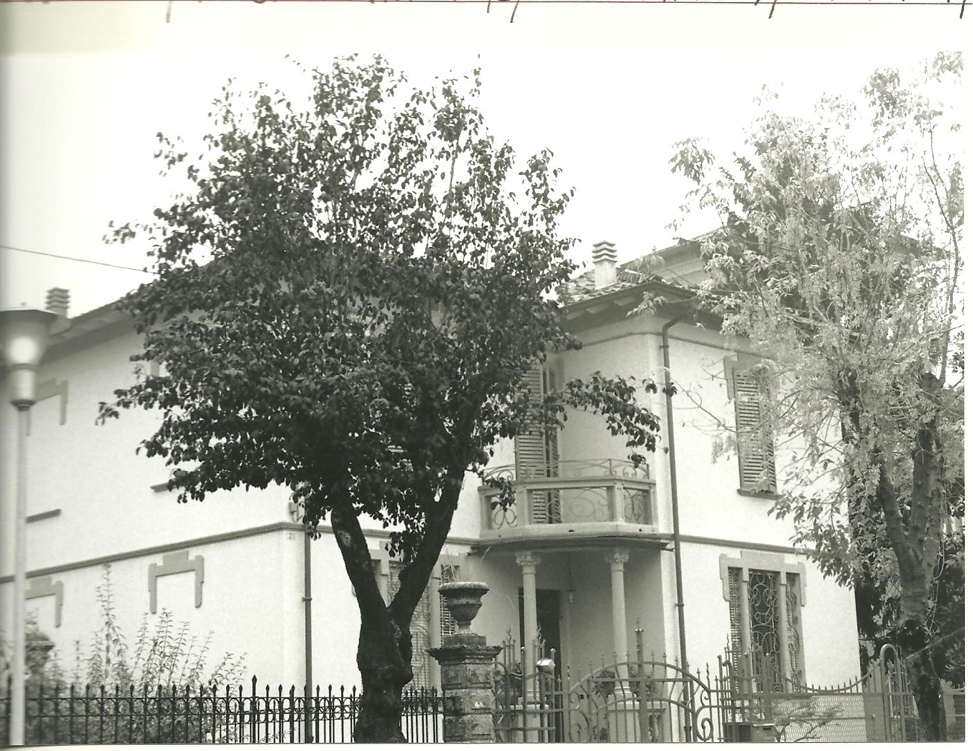 Villa di Via Vittoria 3 (villa, padronale) - Fiorenzuola d'Arda (PC) 