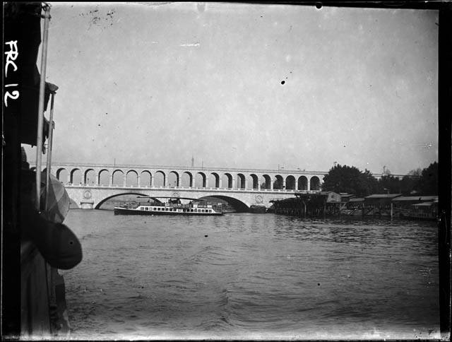 Parigi - Pont d'Auteuil (negativo) di Rossi, Giovanni Battista (XX)