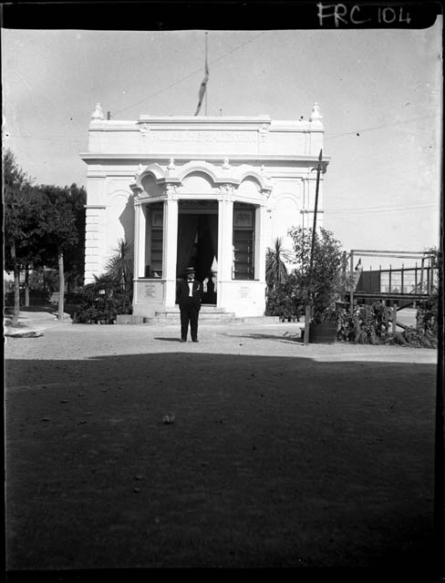 Napoli - Padiglione del Salento (negativo) di Rossi, Giovanni Battista (XX)