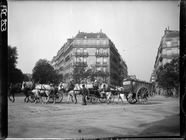 Parigi - place des Etats Units (negativo) di Rossi, Giovanni Battista (XX)