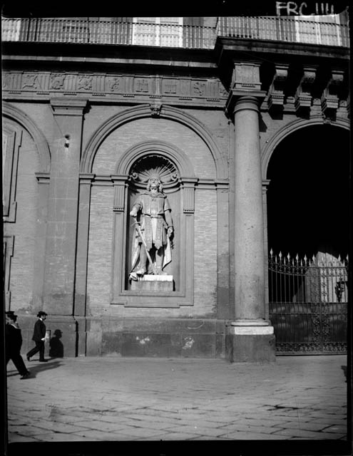 Napoli - Palazzo Reale - particolare della facciata (negativo) di Rossi, Giovanni Battista (XX)