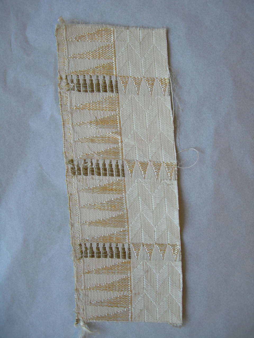 tessuto, frammento di Lazzari Elena (sec. XX)