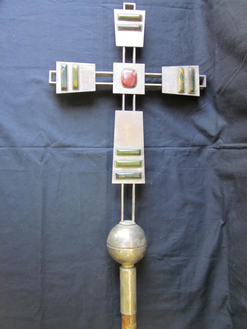 croce astile di Guerrazzi Paolo (terzo quarto sec. XX)