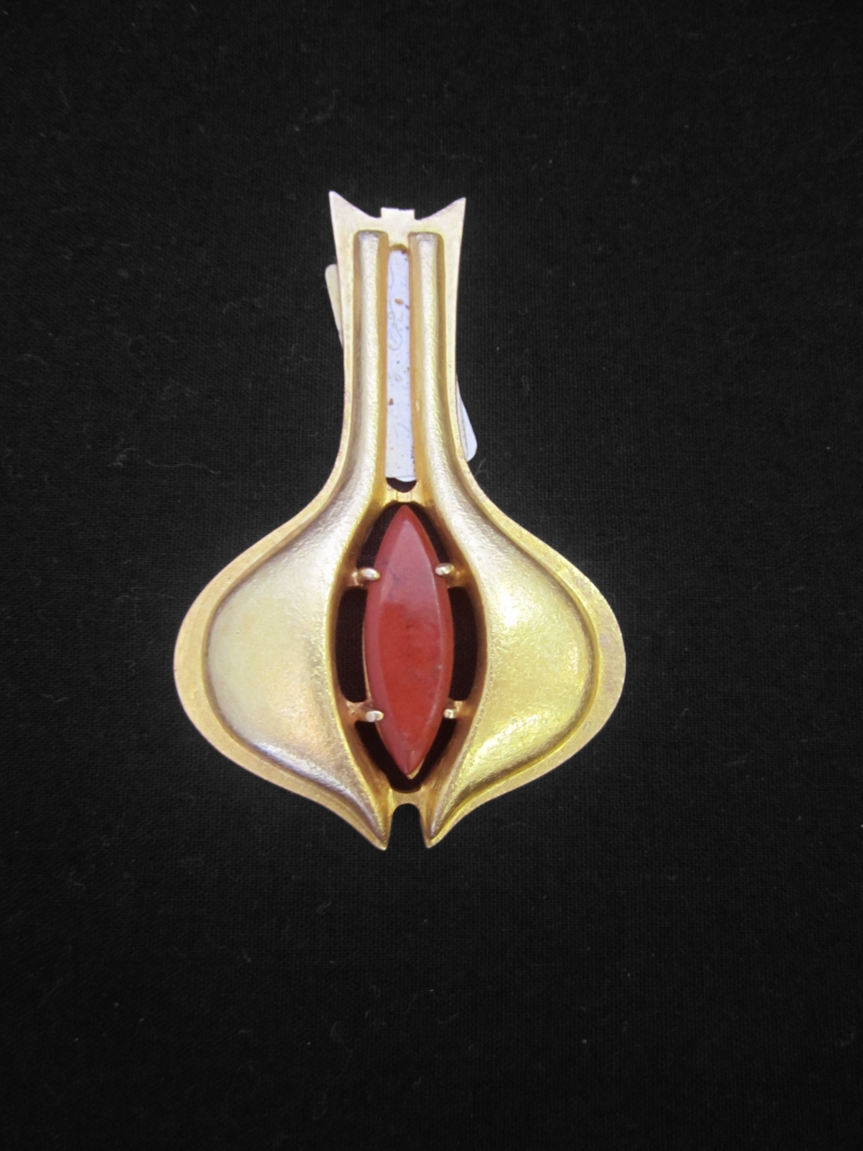 spilla, opera isolata di Landi Giovanni Maria, Mirulla Giuseppe, Ghetti Mauro (terzo quarto sec. XX)