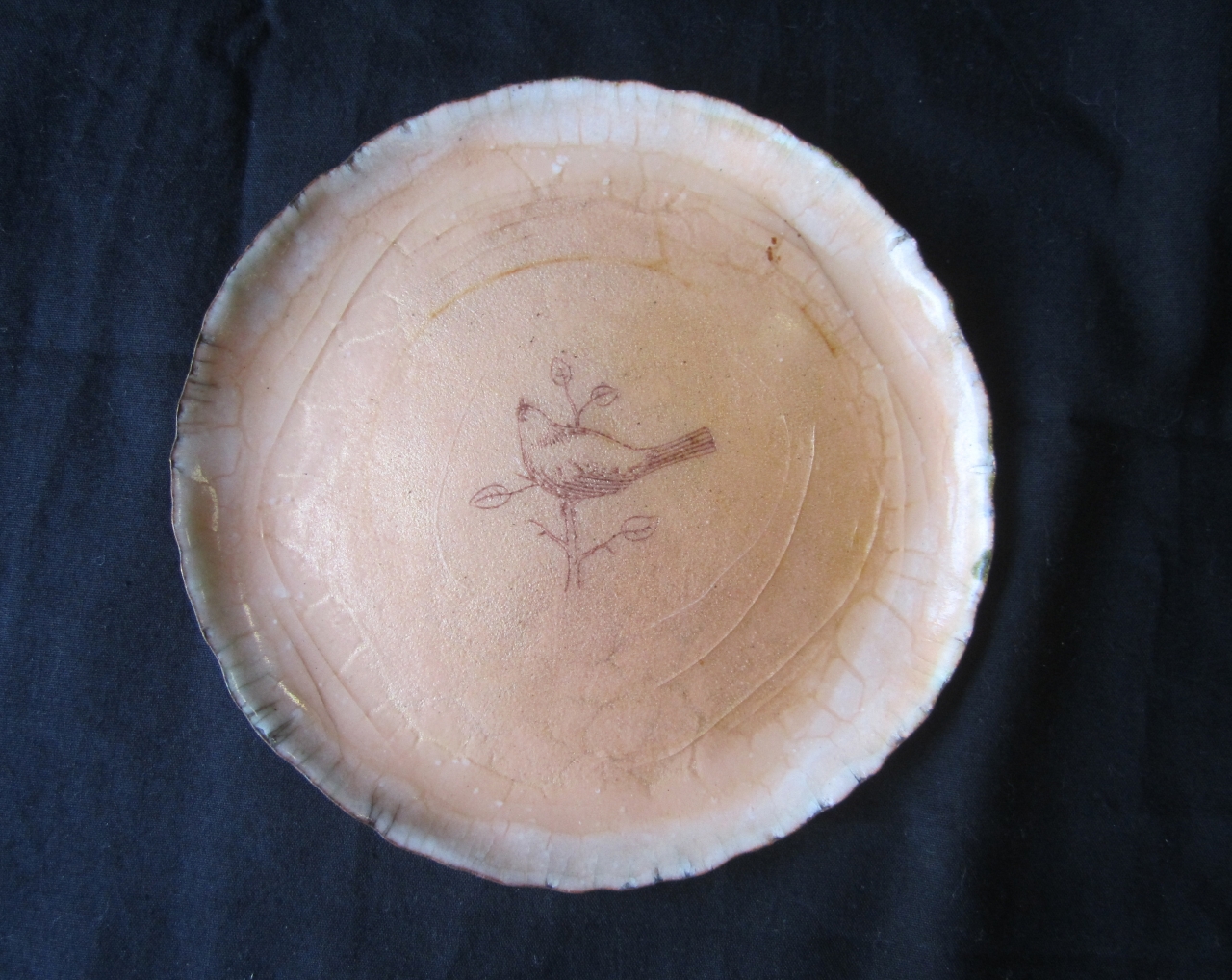 animali (piattino, opera isolata) di Perini (metà sec. XX)