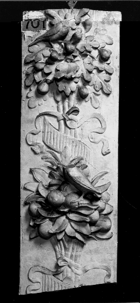 motivi decorativi con fiori, frutta, uccelli (calco) di Lelli Oronzio (bottega) (ultimo quarto sec. XIX)