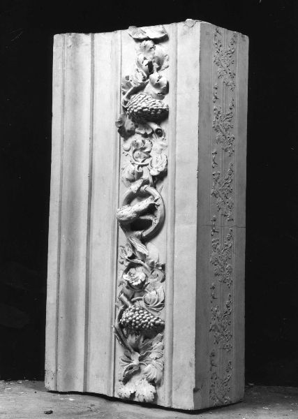 motivi decorativi con frutta fiori, uccelli (calco) di Lelli Oronzio (bottega) (ultimo quarto sec. XIX)