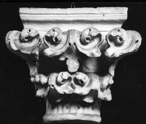 motivi decorativi con foglie di quercia (calco) di Lelli Oronzio (bottega) (ultimo quarto sec. XIX)