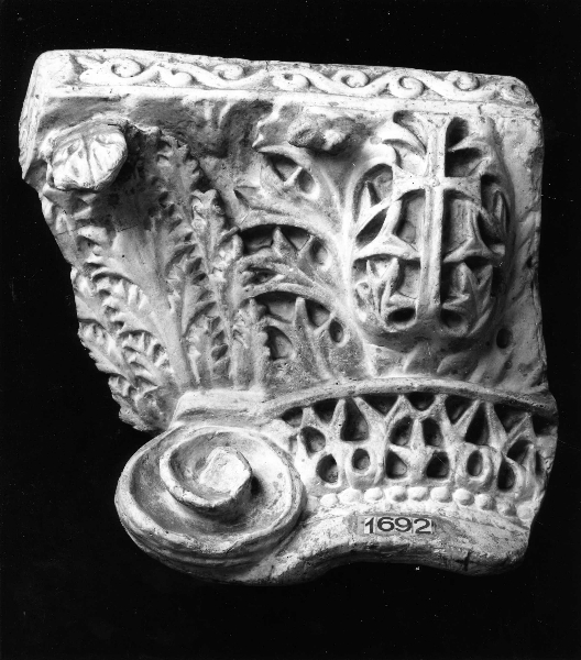 motivi decorativi con palmette e volute (calco) di Laboratorio Museo dei Gessi (sec. XX)