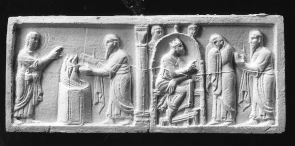 Vocazione di Abramo; Sara restituita ad Abramo dal faraone (calco di formella) di Laboratorio Istituto Statale d'Arte (sec. XX)