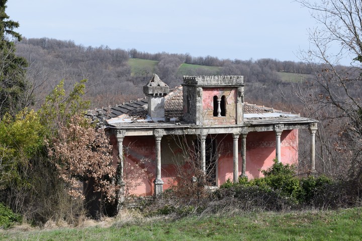 Villino De Capoa (villa, suburbana) - Sant'Elena Sannita (IS) 