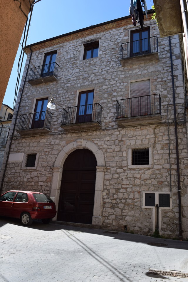 Palazzo Santoro (palazzo, gentilizio) - Bojano (CB) 