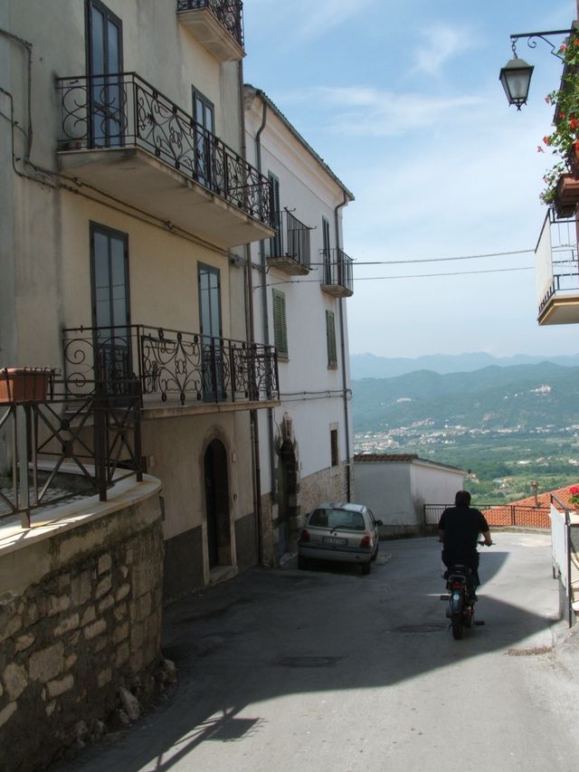 Palazzo Scarduzio (palazzo, monofamiliare) - Monteroduni (IS) 