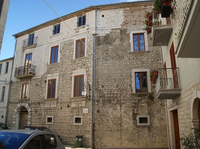 Palazzo Chiarulli (palazzo, signorile, plurifamiliare) - Ferrazzano (CB) 