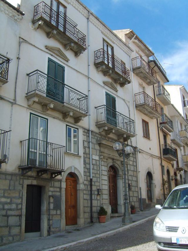 Palazzo Moauro-Palomba (palazzo, privato) - Poggio Sannita (IS) 
