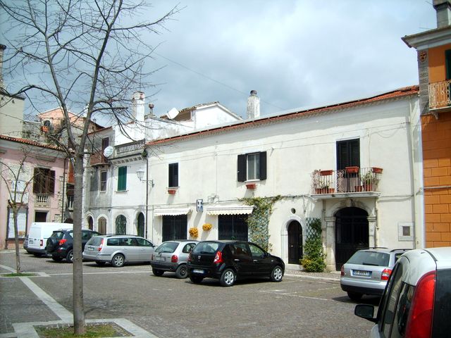 Casa Di Tullio-Fasani-Lombardi (casa, plurifamiliare) - Roccasicura (IS) 