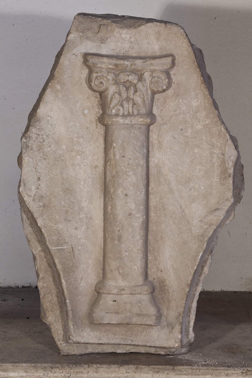stemma gentilizio della famiglia Colonna (rilievo, opera isolata) - ambito laziale (XVI/ XVII)