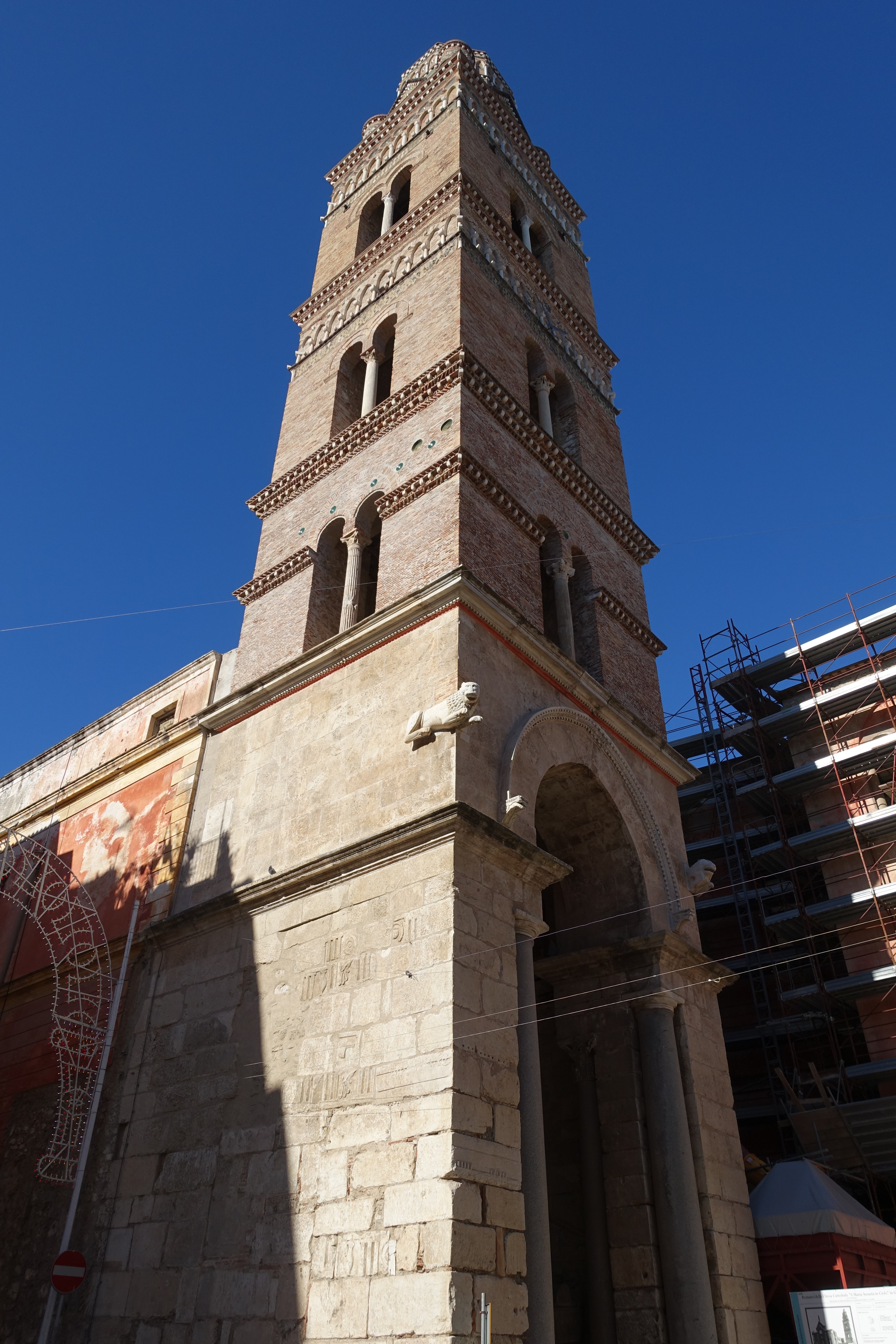 della Cattedrale Maria Santissima Assunta in Cielo già Santa Maria del Parco a Gaeta (campanile, di tipo romanico) - Gaeta (LT) 