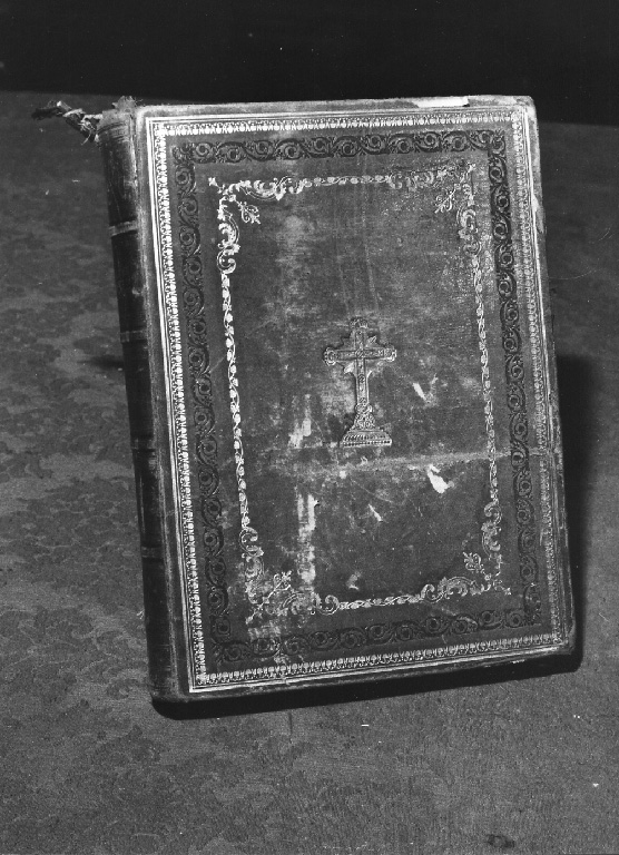 coperta di libro liturgico - ambito romano (sec. XIX)